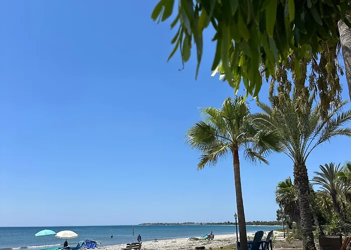 Апартаменти Yialos Village By Cybarco Ларнака